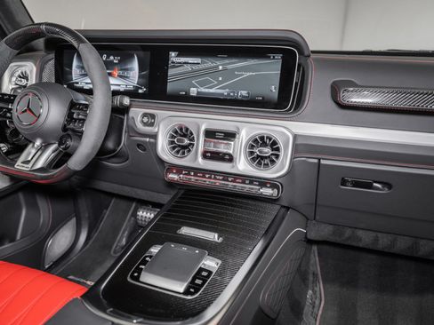 Used 2026 Mercedes-Benz G 63 AMG 4MATIC image 35