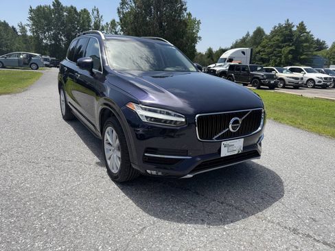 Used 2016 Volvo XC90 T6 Momentum w/ Momentum Plus Package AWD/4WD image 7