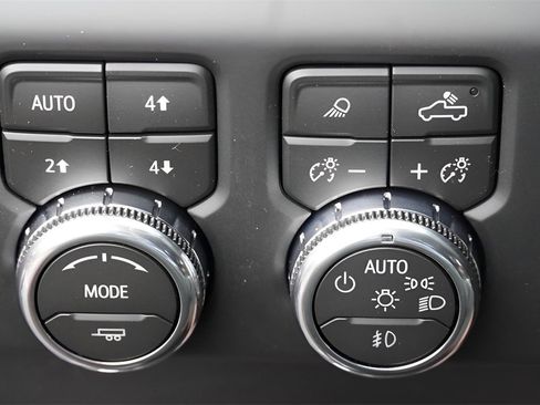 New 2026 GMC Sierra 2500 Denali Ultimate w/ Max Trailering Package image 24