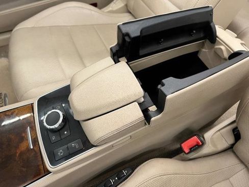 Used 2016 Mercedes-Benz E 400 Cabriolet image 24
