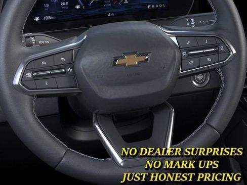 New 2026 Chevrolet Traverse LT w/ Driver Confidence Package FWD image 19