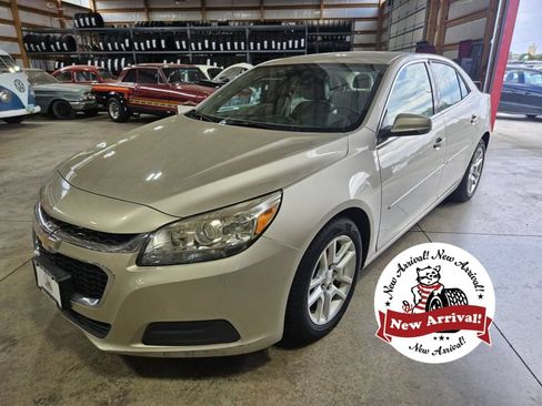 Used 2014 Chevrolet Malibu LT w/ Power Convenience Package FWD image 1