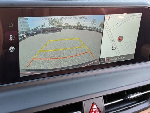 Used 2024 Kia Seltos EX FWD image 13