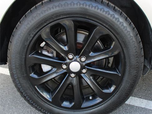 Used 2014 Land Rover Range Rover HSE AWD/4WD image 19