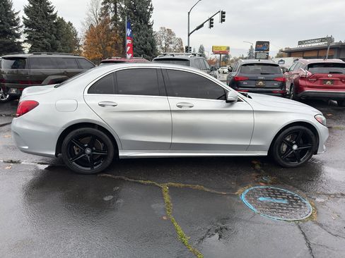 Used 2015 Mercedes-Benz C 300 4MATIC Sedan w/ Multimedia Package image 6