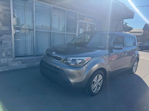 Used 2014 Kia Soul image 2