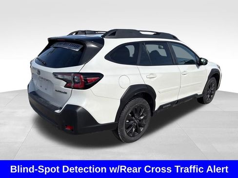 Used 2025 Subaru Outback Onyx Edition image 8