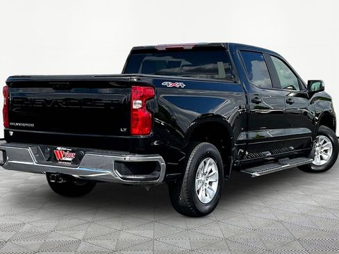 Used 2024 Chevrolet Silverado 1500 LT image 6