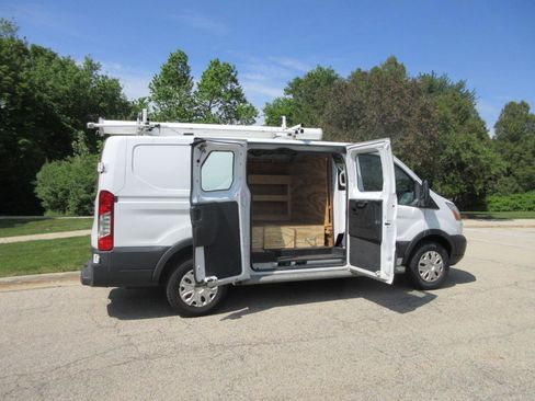 Used 2015 Ford Transit 250 130 Low Roof w/ Exterior Upgrade Package RWD image 14
