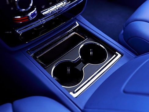 Used 2024 Rolls-Royce Phantom Sedan w/ The Phantom Package RWD image 96