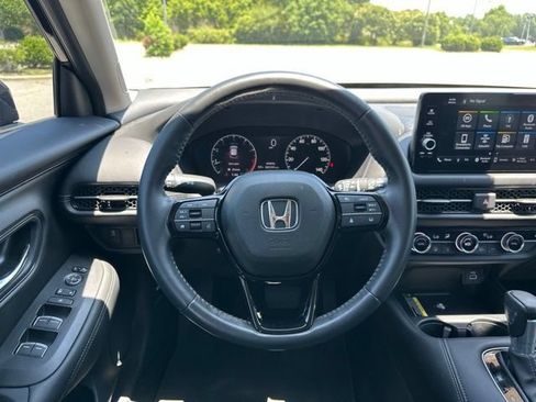 Used 2023 Honda HR-V EX-L image 12