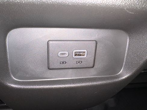 Used 2025 Cadillac XT5 Luxury w/ LPO, Floor Liner Package FWD image 26