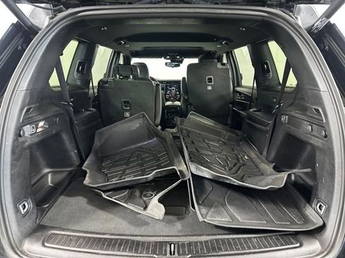 Used 2024 Jeep Grand Cherokee L Altitude image 26