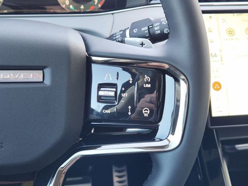 New 2025 Land Rover Range Rover Evoque Dynamic SE image 26