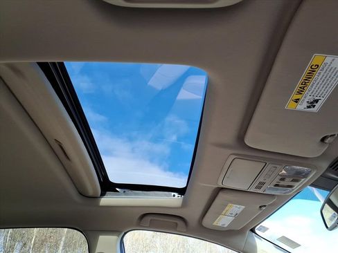 Used 2017 Honda CR-V EX-L image 7