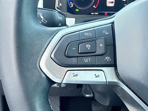 Used 2023 Volkswagen Atlas SEL AWD/4WD image 37