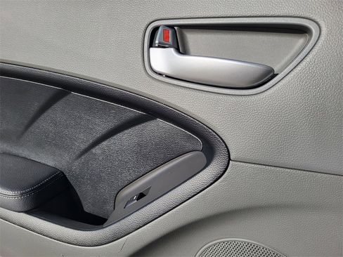 Used 2017 Kia Forte LX w/ LX Popular Package image 14