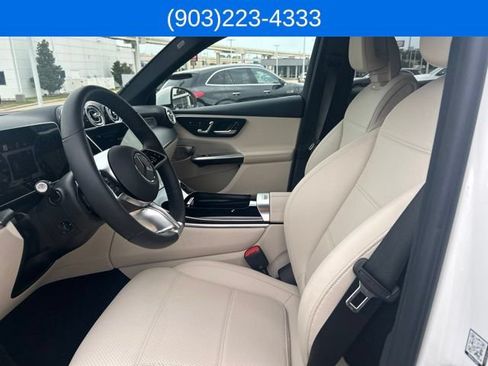 Used 2026 Mercedes-Benz GLC 300 image 34