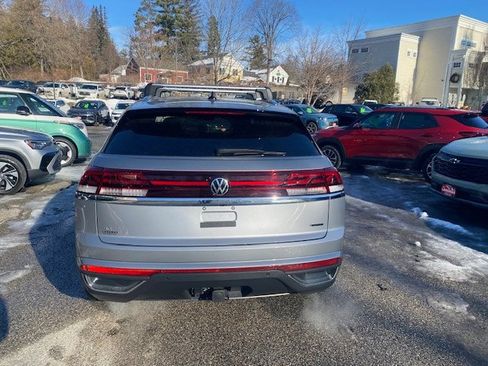 New 2026 Volkswagen Atlas Cross Sport SE image 5