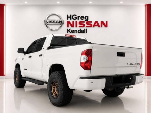Used 2021 Toyota Tundra SR5 RWD image 3