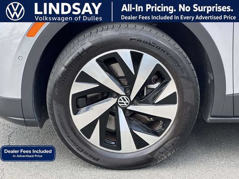 Used 2023 Volkswagen ID.4 Pro AWD/4WD image 8