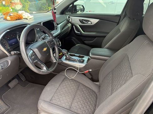 Used 2022 Chevrolet Blazer LT FWD image 8