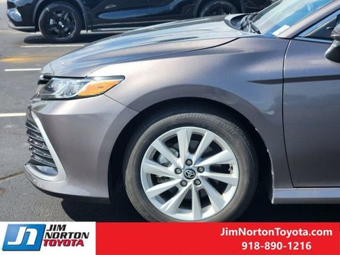 Used 2024 Toyota Camry LE FWD image 8