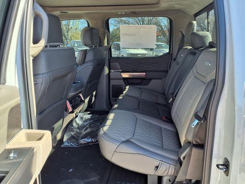 New 2026 Ford F450 Platinum w/ Platinum Plus Package image 22