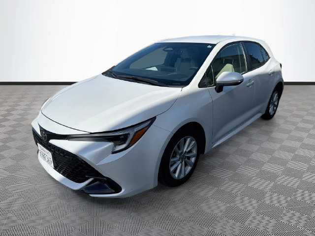 Used 2023 Toyota Corolla SE w/ SE Premium Package FWD image 3