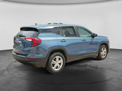 Used 2024 GMC Terrain SLE AWD/4WD image 9