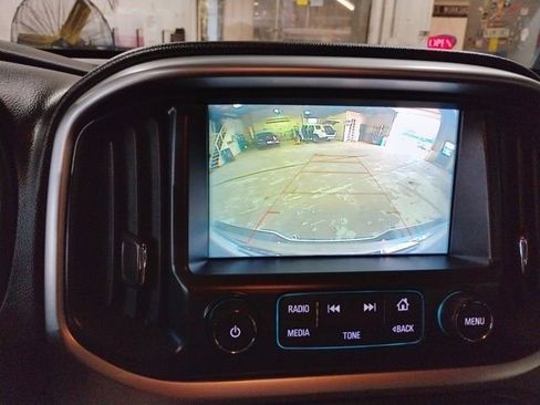 Used 2018 Chevrolet Colorado LT image 37