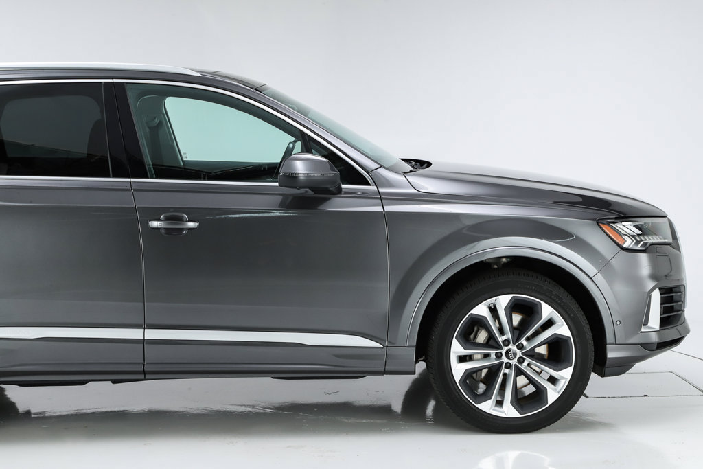 Used 2024 Audi Q7 3.0T Premium Plus w/ Premium Plus Package AWD/4WD image 16