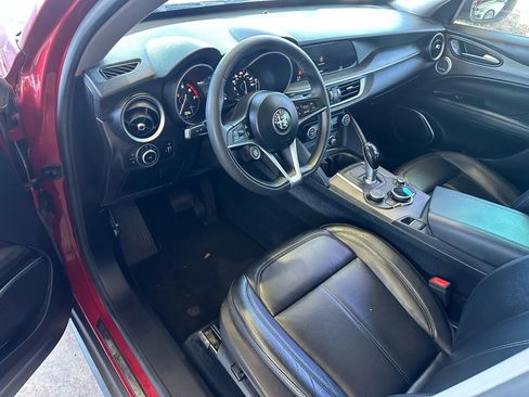 Used 2018 Alfa Romeo Stelvio Ti image 7