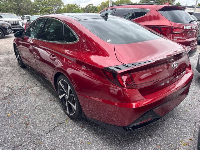 Used 2023 Hyundai Sonata SEL Plus w/ Preferred Accessory Package FWD image 3