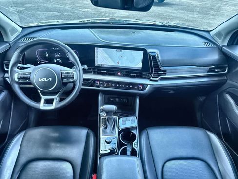 Certified 2024 Kia Sportage EX FWD image 24