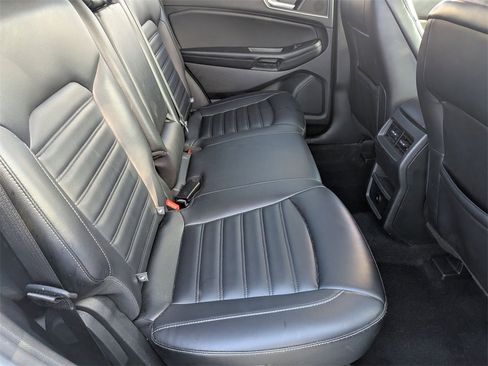 Used 2024 Ford Edge SEL image 30