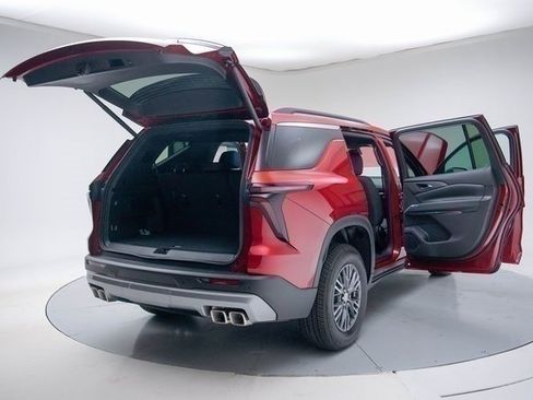 New 2026 Chevrolet Traverse LT image 22