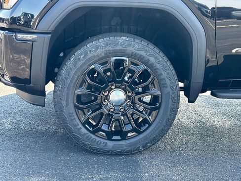 New 2026 GMC Sierra 2500 AT4 w/ AT4 Premium Plus Package image 12