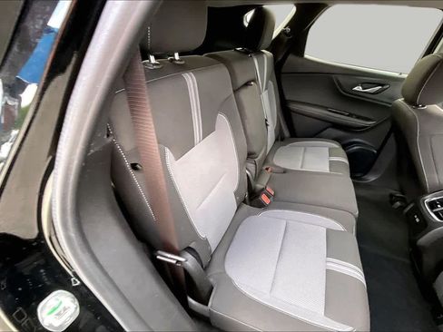 Used 2024 Chevrolet Blazer LT w/ Convenience Package FWD image 18