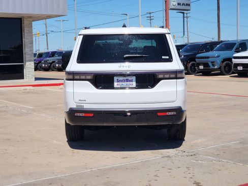 New 2026 Jeep Grand Wagoneer Limited AWD/4WD image 8