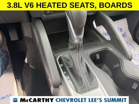 Used 2025 Nissan Frontier SV w/ SV Convenience Package image 10