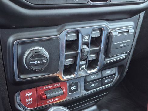 Used 2022 Jeep Wrangler Unlimited Rubicon 4xe w/ Safety Group image 24