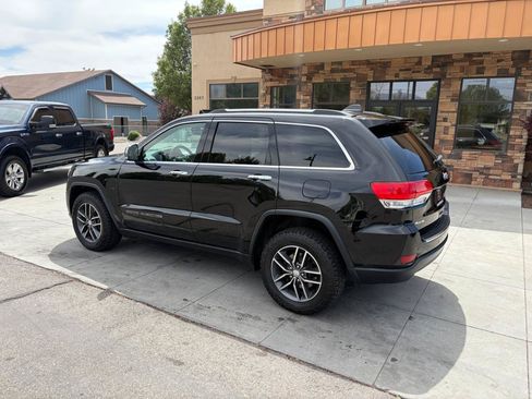 Used 2017 Jeep Grand Cherokee Limited w/ Luxury Group II AWD/4WD image 29