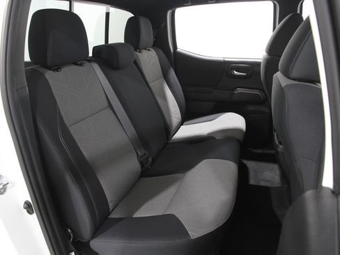 Used 2023 Toyota Tacoma TRD Off-Road image 21