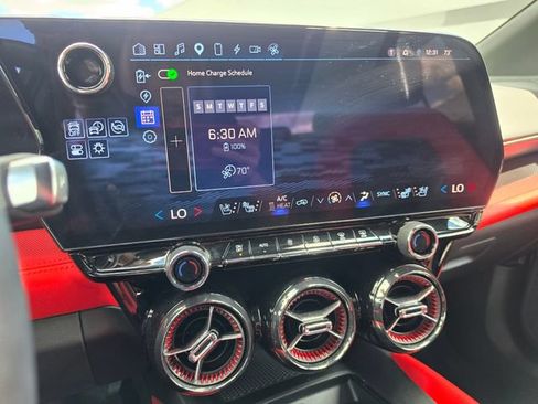 Used 2024 Chevrolet Blazer EV RS AWD/4WD image 65