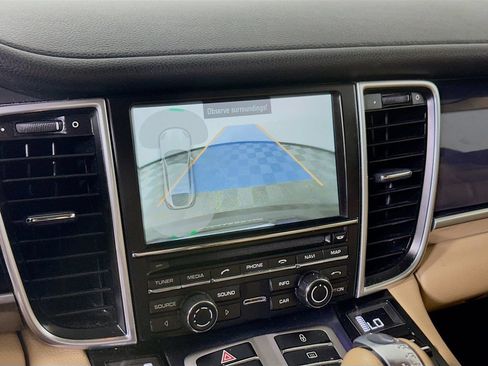 Used 2013 Porsche Panamera RWD image 23