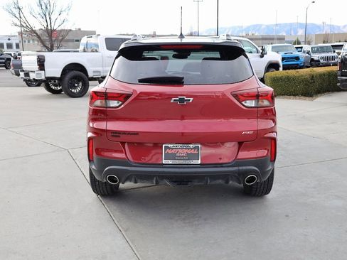 Used 2021 Chevrolet TrailBlazer RS w/ Sun and Liftgate Package image 5