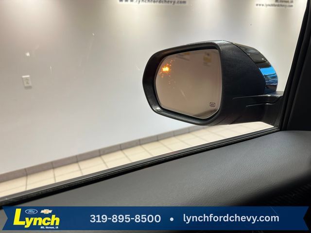 Used 2026 Chevrolet Traverse High Country w/ LPO, Floor Liner Package AWD/4WD image 16