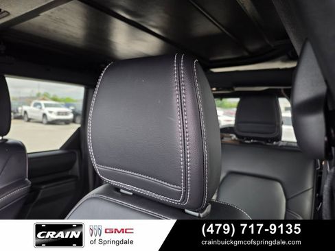 Used 2025 Ford Bronco Outer Banks AWD/4WD image 23