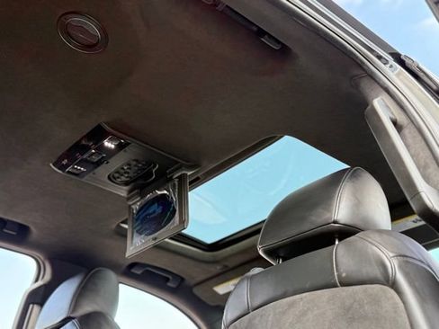 Used 2020 Cadillac Escalade Platinum AWD/4WD image 6